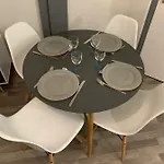 公寓 Avec Jardinet Sans Vis A Vis Plein Centre Au Rdc 350m De La *